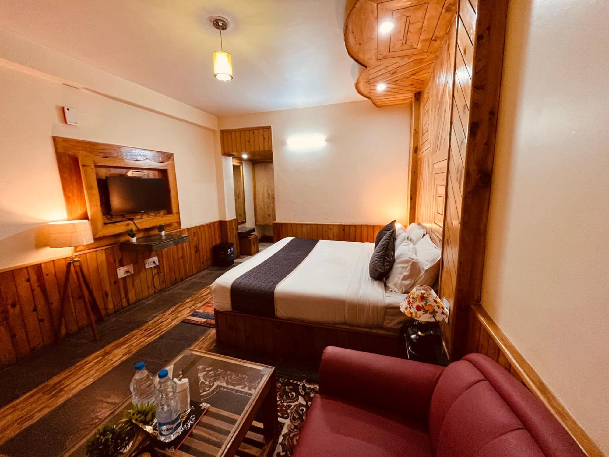 The Hollywood Vibes - #Riverview #Premium Rooms #Prime Location #Most Awarded #Parking #Top Rated #Open Terrace #Best Selling Hotel In Manali Εξωτερικό φωτογραφία
